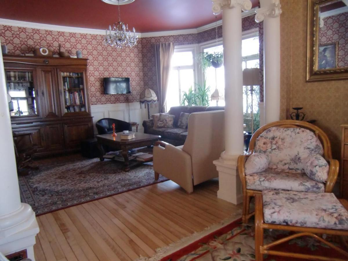 Auberge De Lotbiniere Bed & Breakfast Екстериор снимка